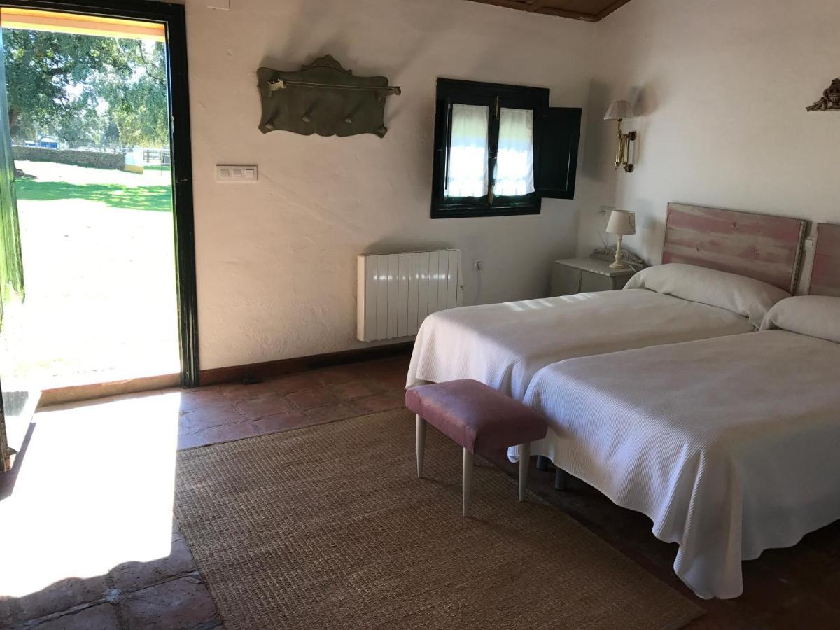 Casa Rural De La Finca Sierra Grande Hornachos Екстер'єр фото